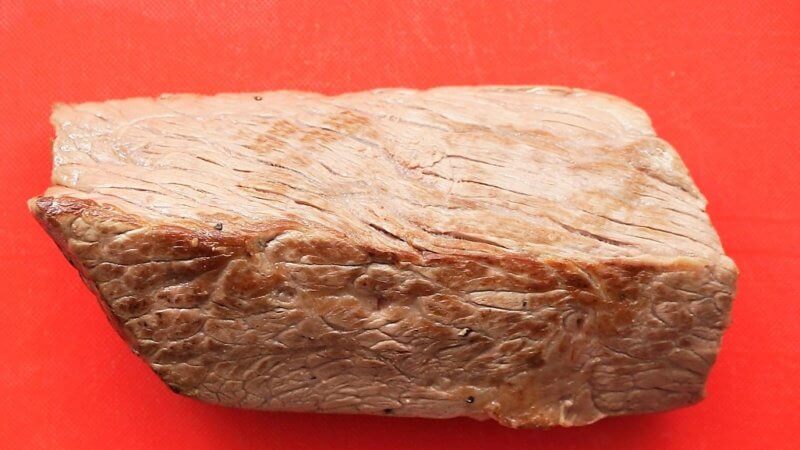 おすすめは肉寿司ローストビーフ一貫握り!ぐるめ亭で寿司と肉が食べられる!